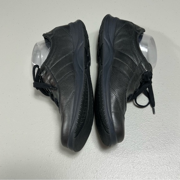 Mephisto RunOff Airjet System Leather Lace Sneakers - Picture 3 of 11